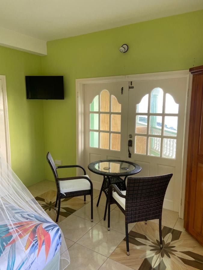 Greenhouse On The Hill, Sea View Studio Apartment Laborie Exterior photo