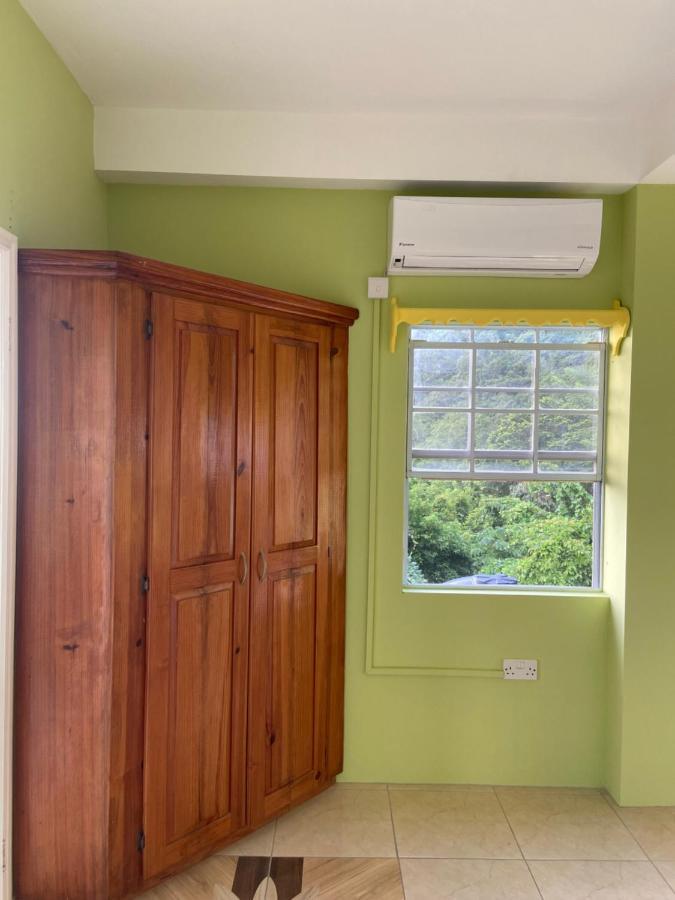 Greenhouse On The Hill, Sea View Studio Apartment Laborie Exterior photo